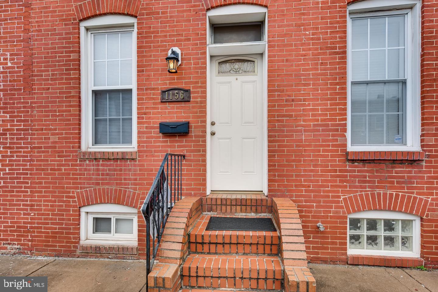 1156 Scott Street