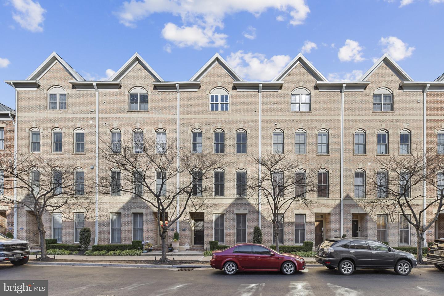 1256 Dockside Circle