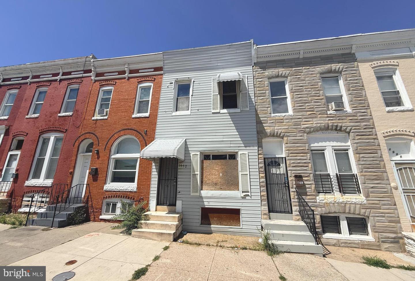 1952 Walbrook Avenue