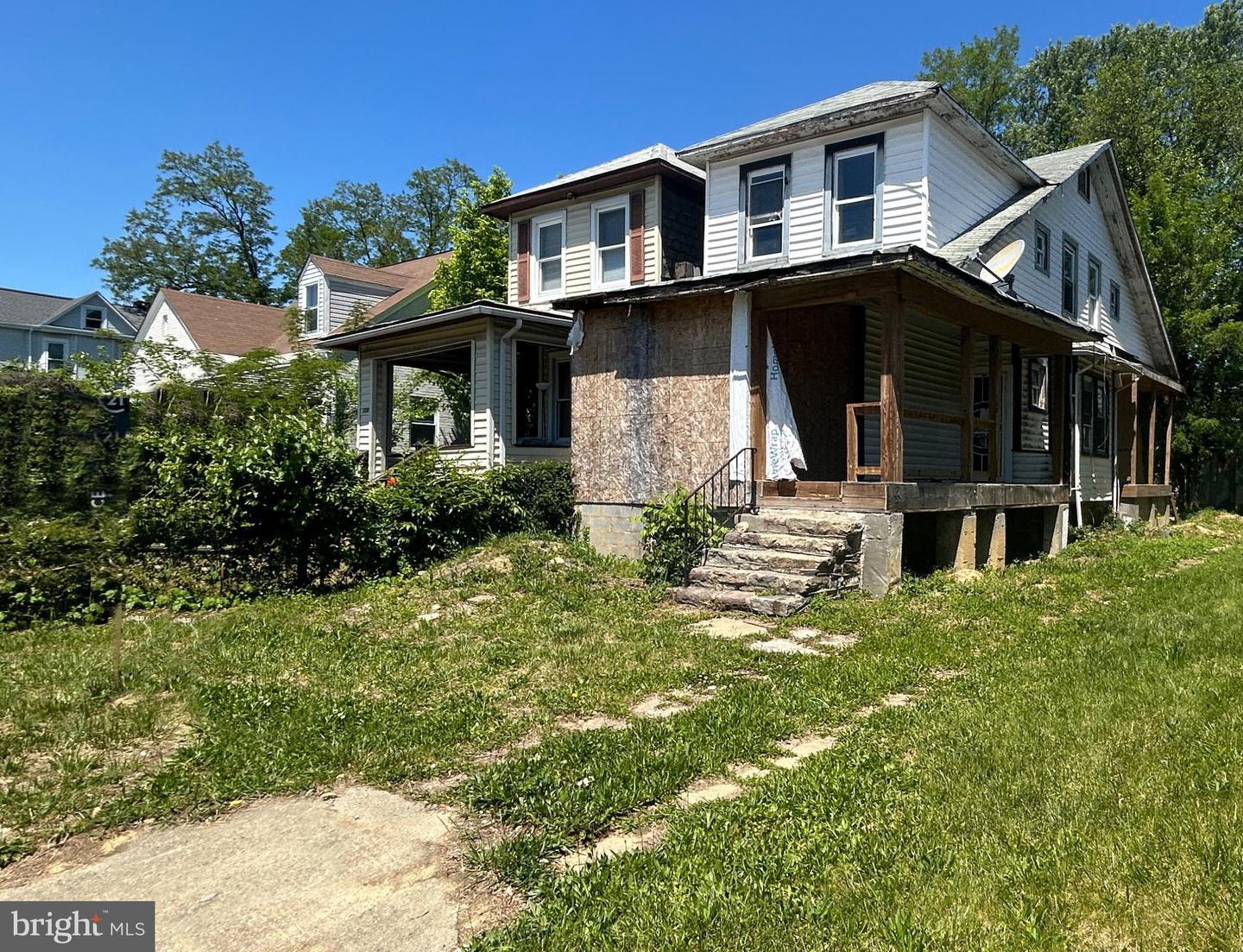 3716 Boarman Avenue