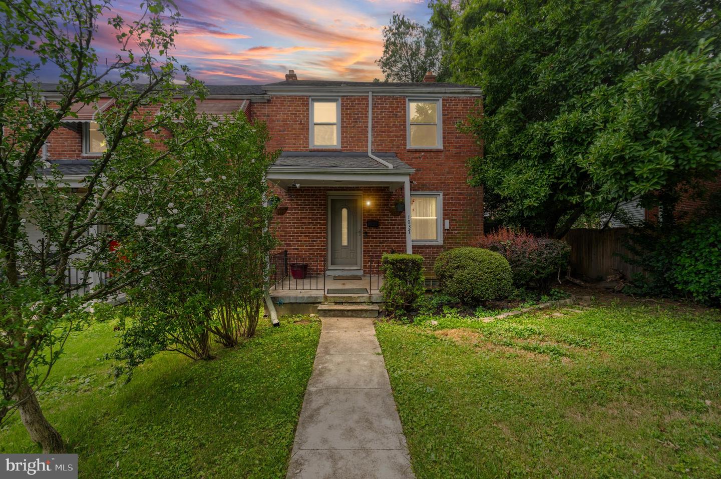 1037 Reverdy Road