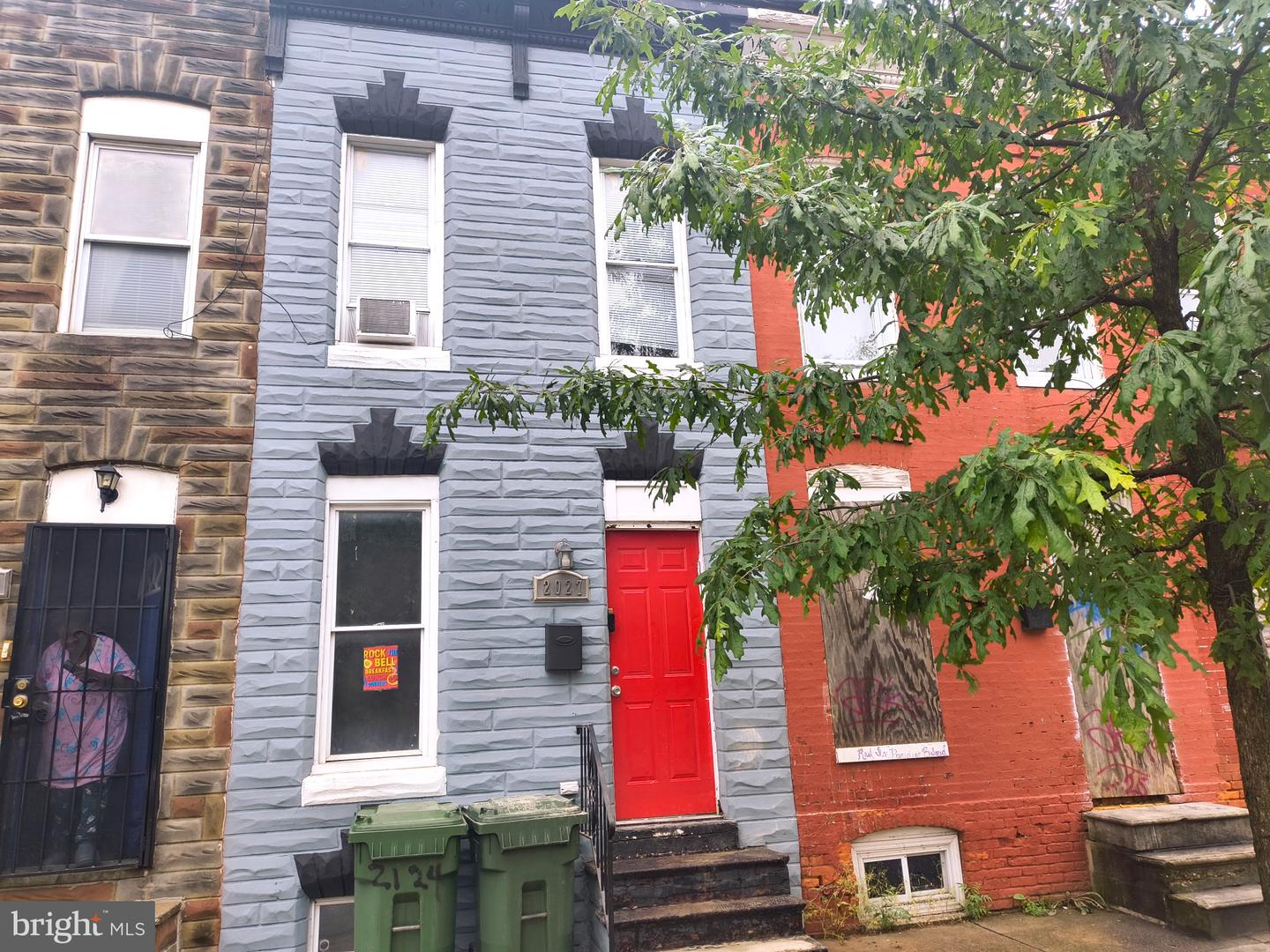 2027 Ashton Street