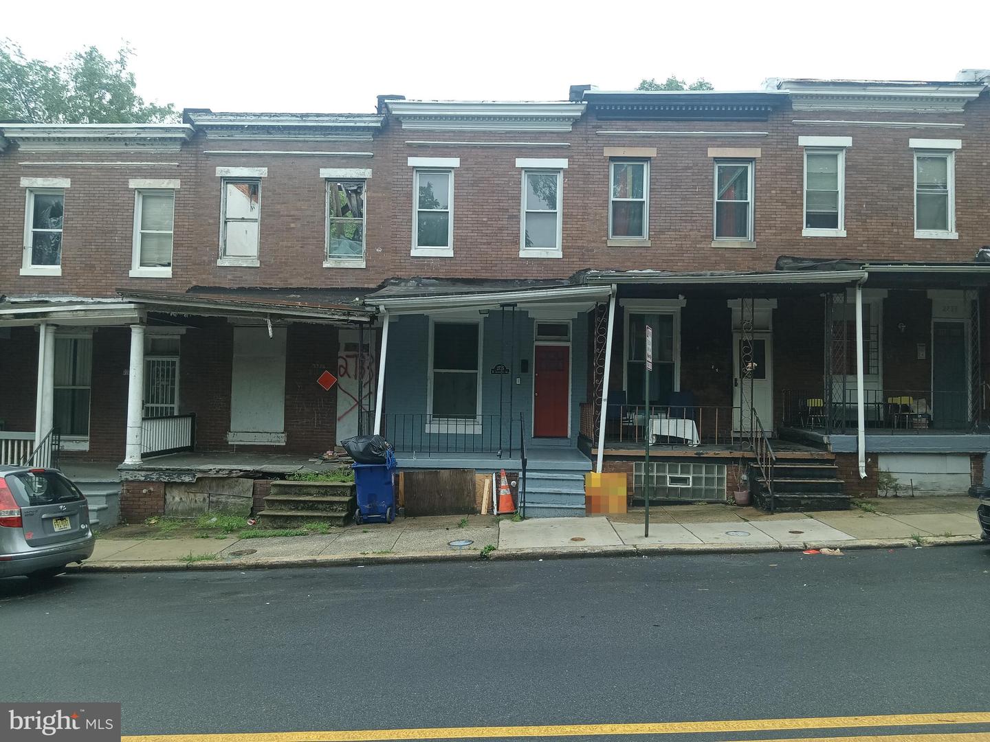 2735 W Lafayette Avenue