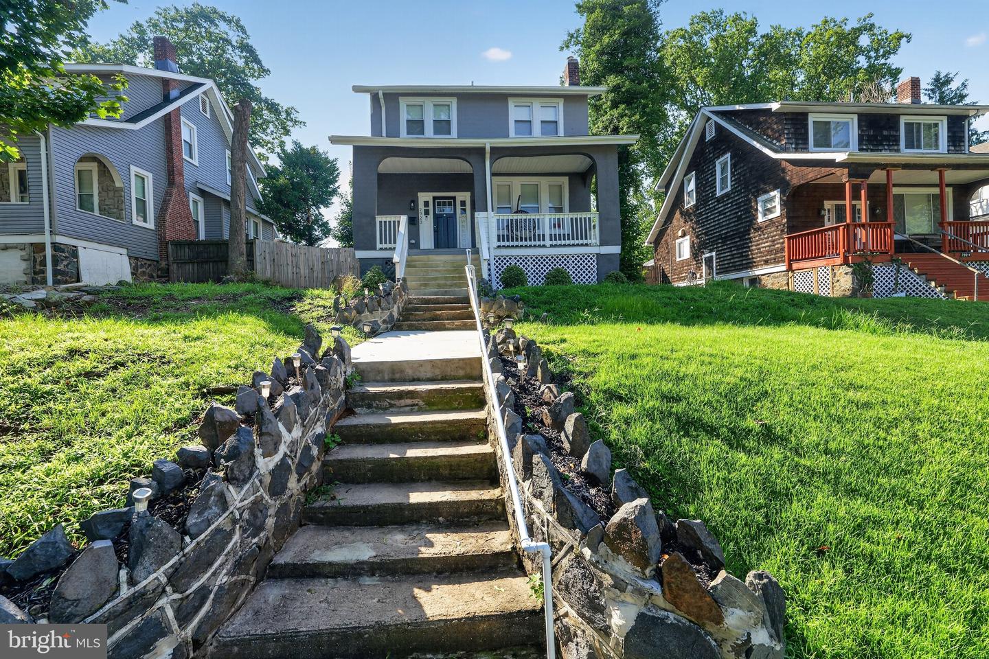 2923 Silver Hill