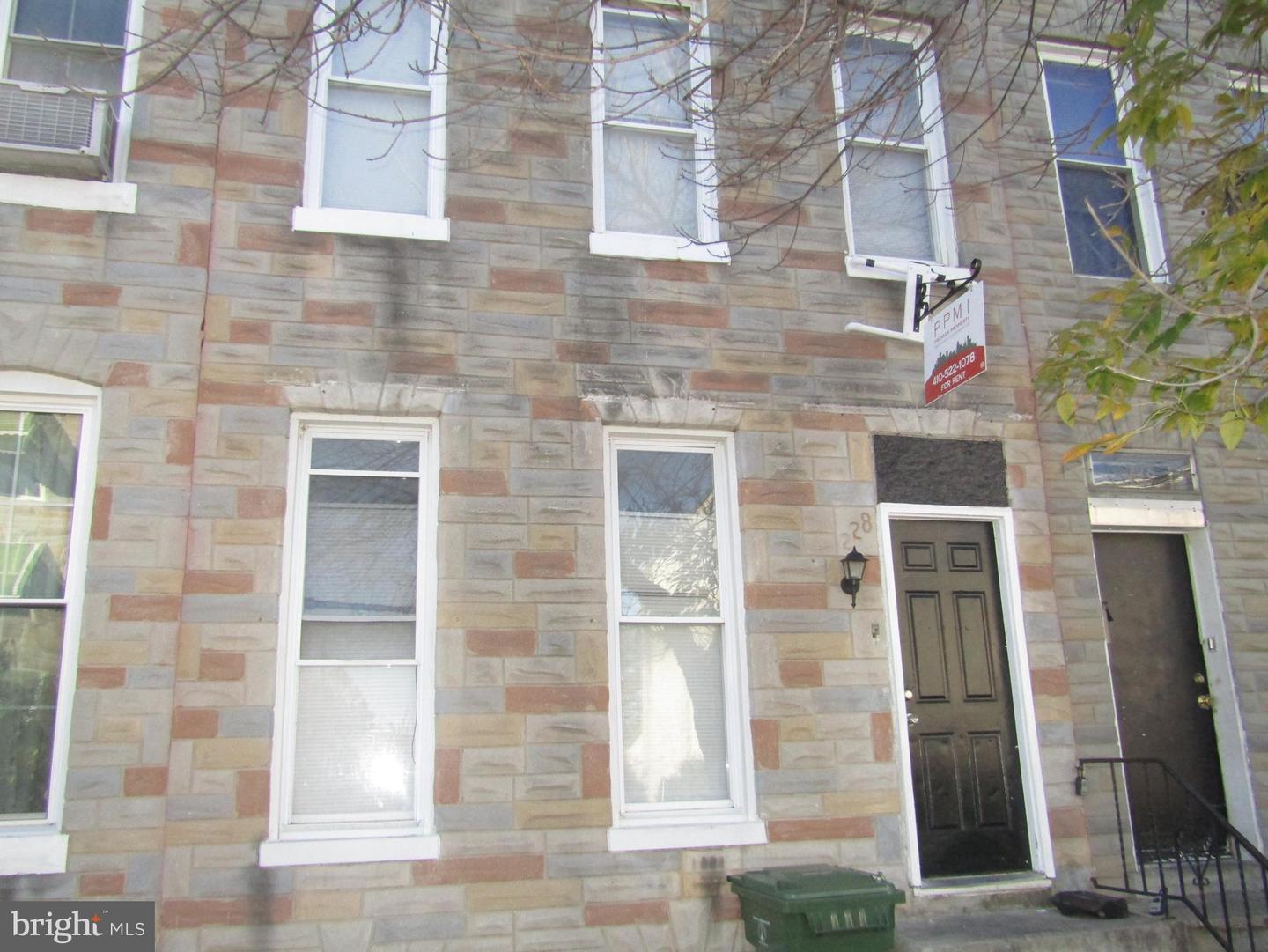 228 S Stricker Street