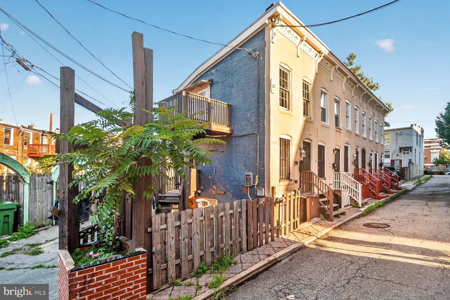 512 Callender Street