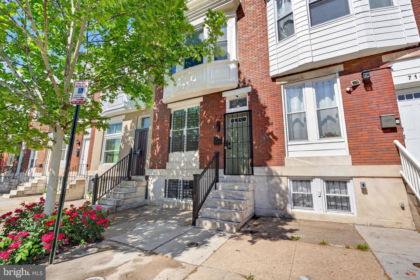 712 N Luzerne Avenue