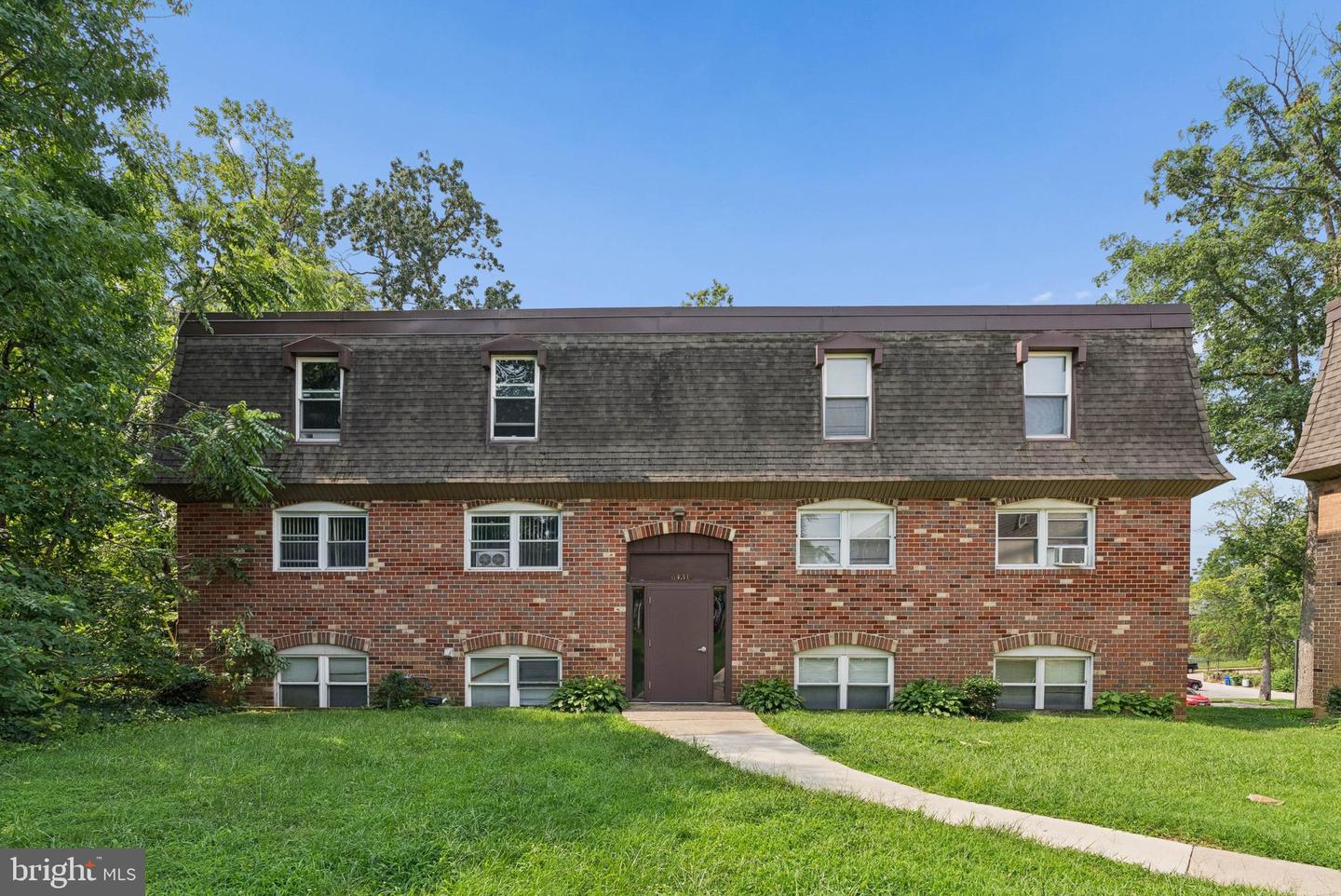 6431 Walther Avenue #E