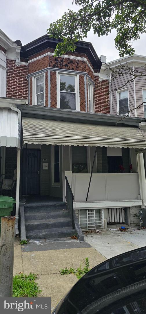 611 Denison Street