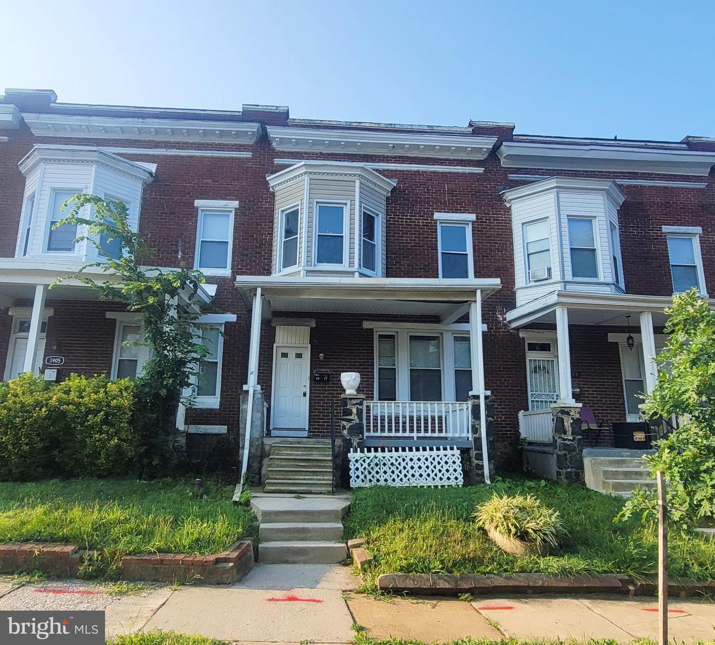 3907 Fairview Avenue