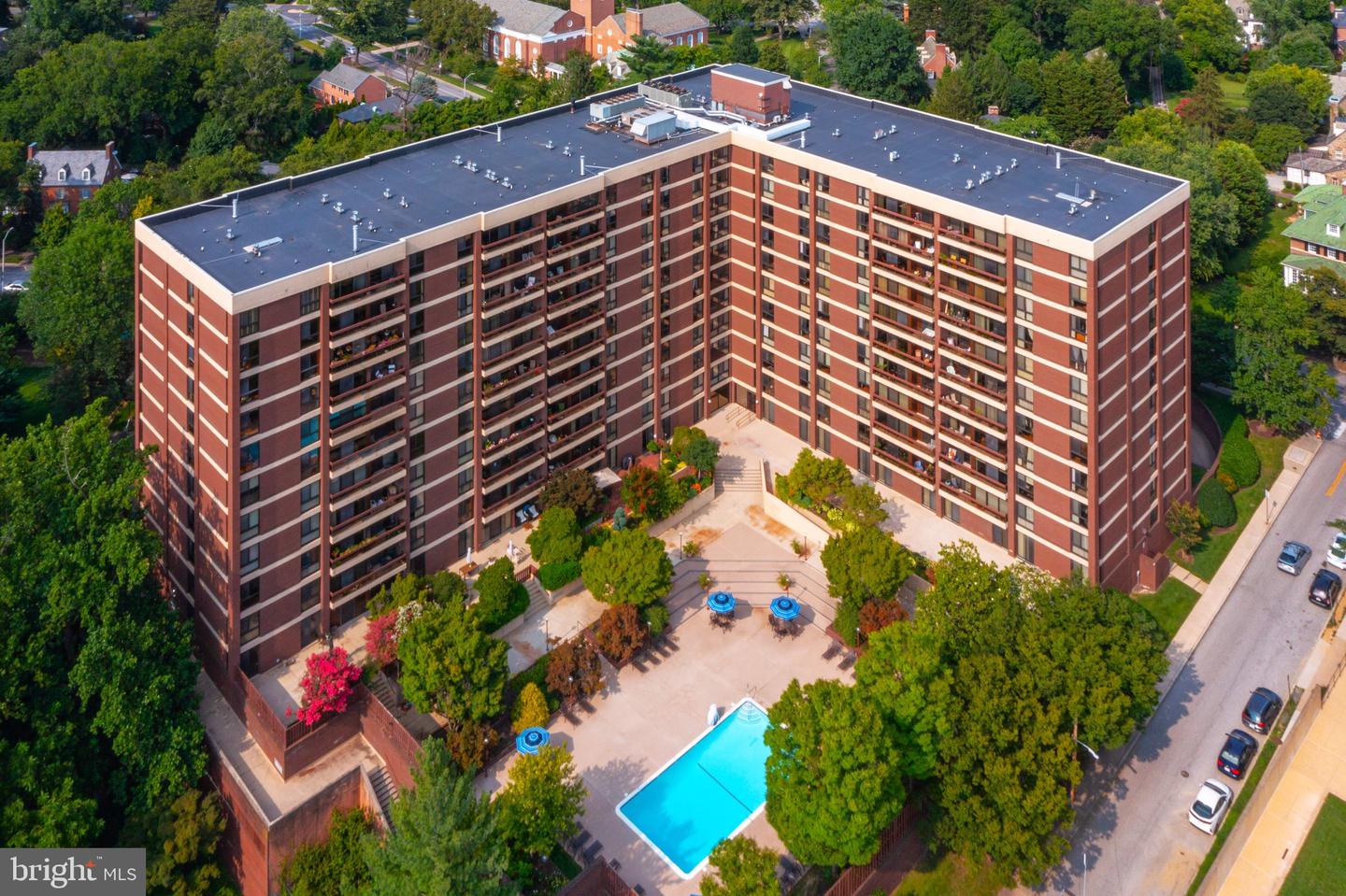 4100 N Charles Street #805