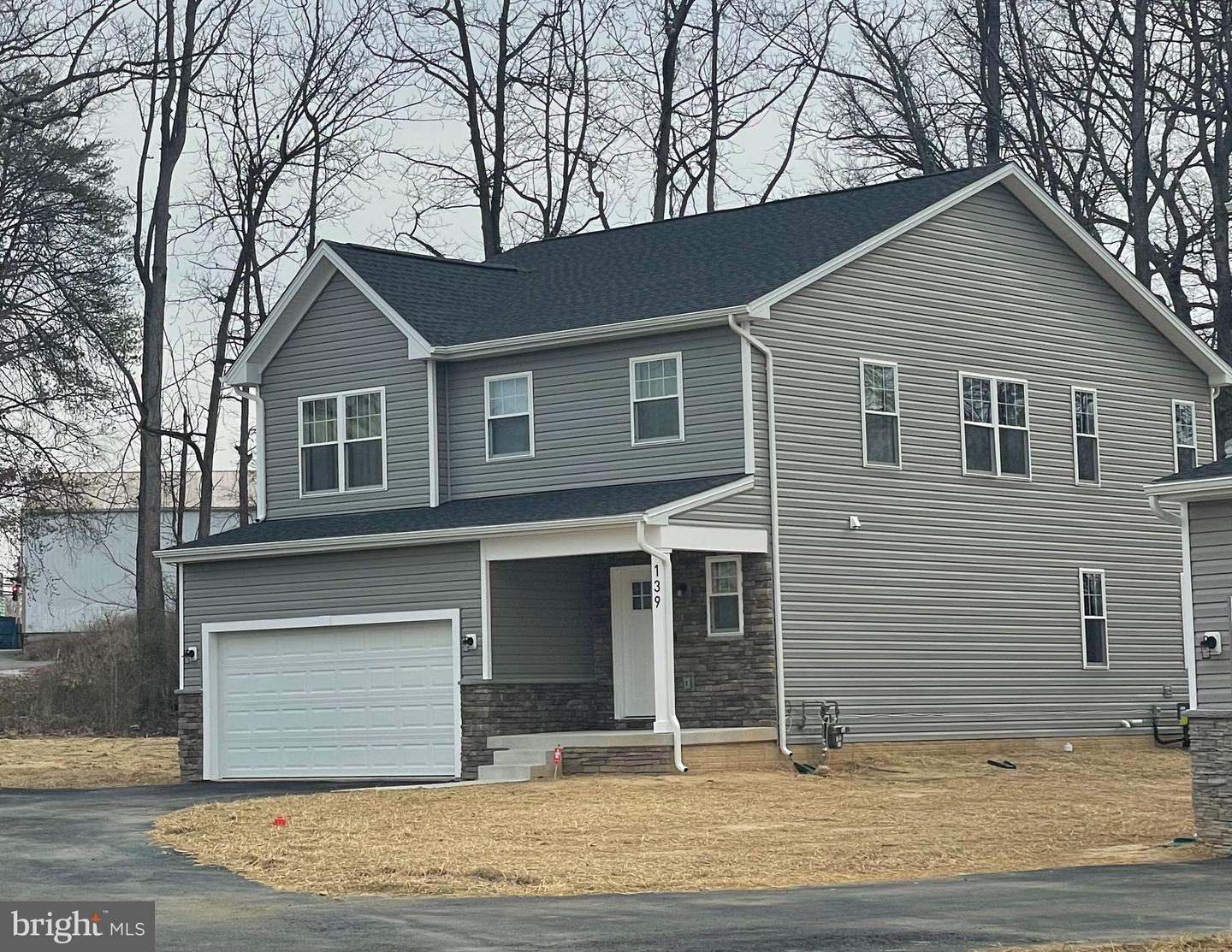 8915 Lennings Lane, Rosedale