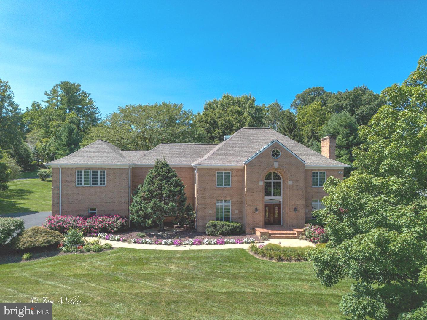 6 Hillspoint Court, Lutherville Timonium