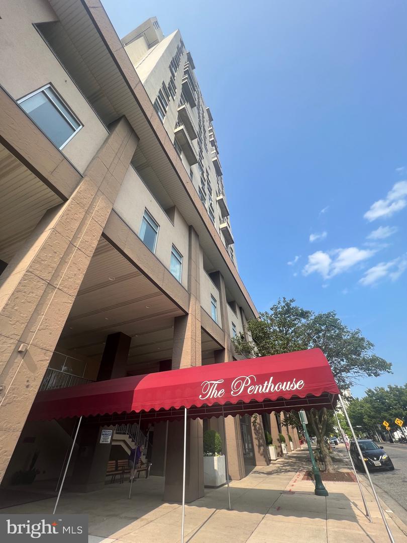 28 Allegheny Avenue #902, Towson