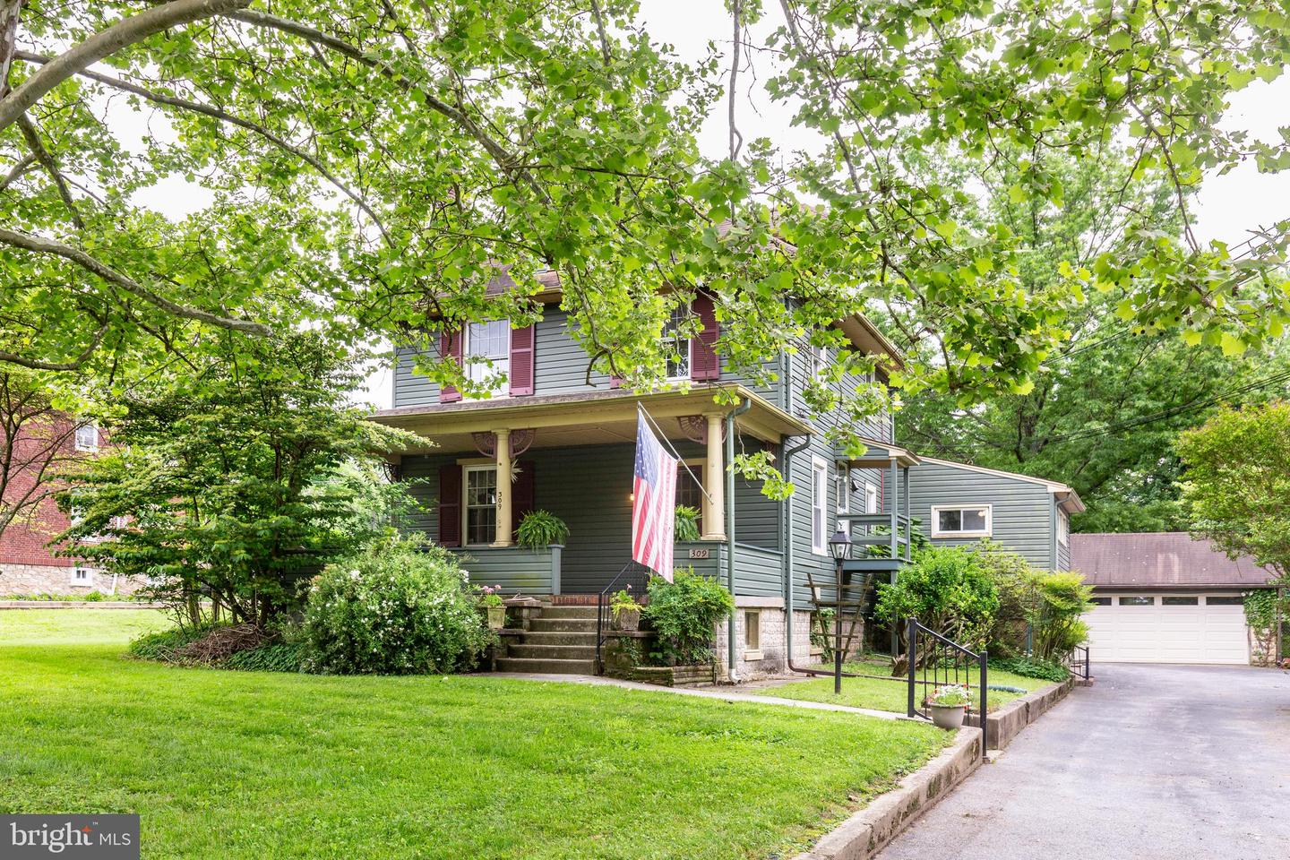 309 Church Lane, Pikesville