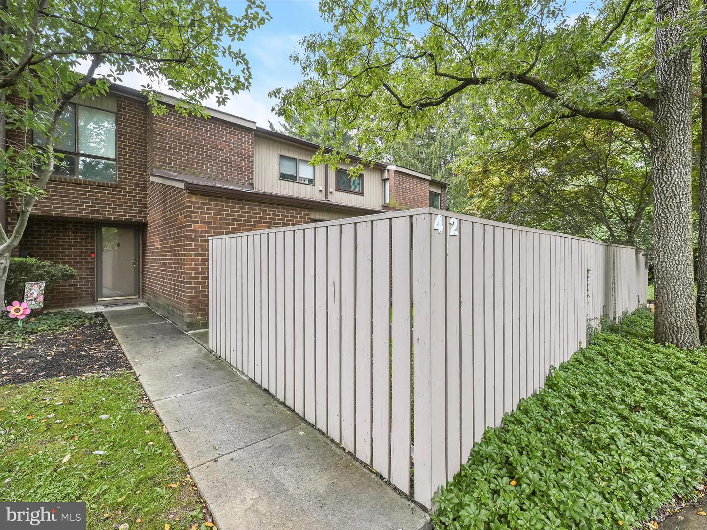 42 Farmhouse Court #h, Pikesville