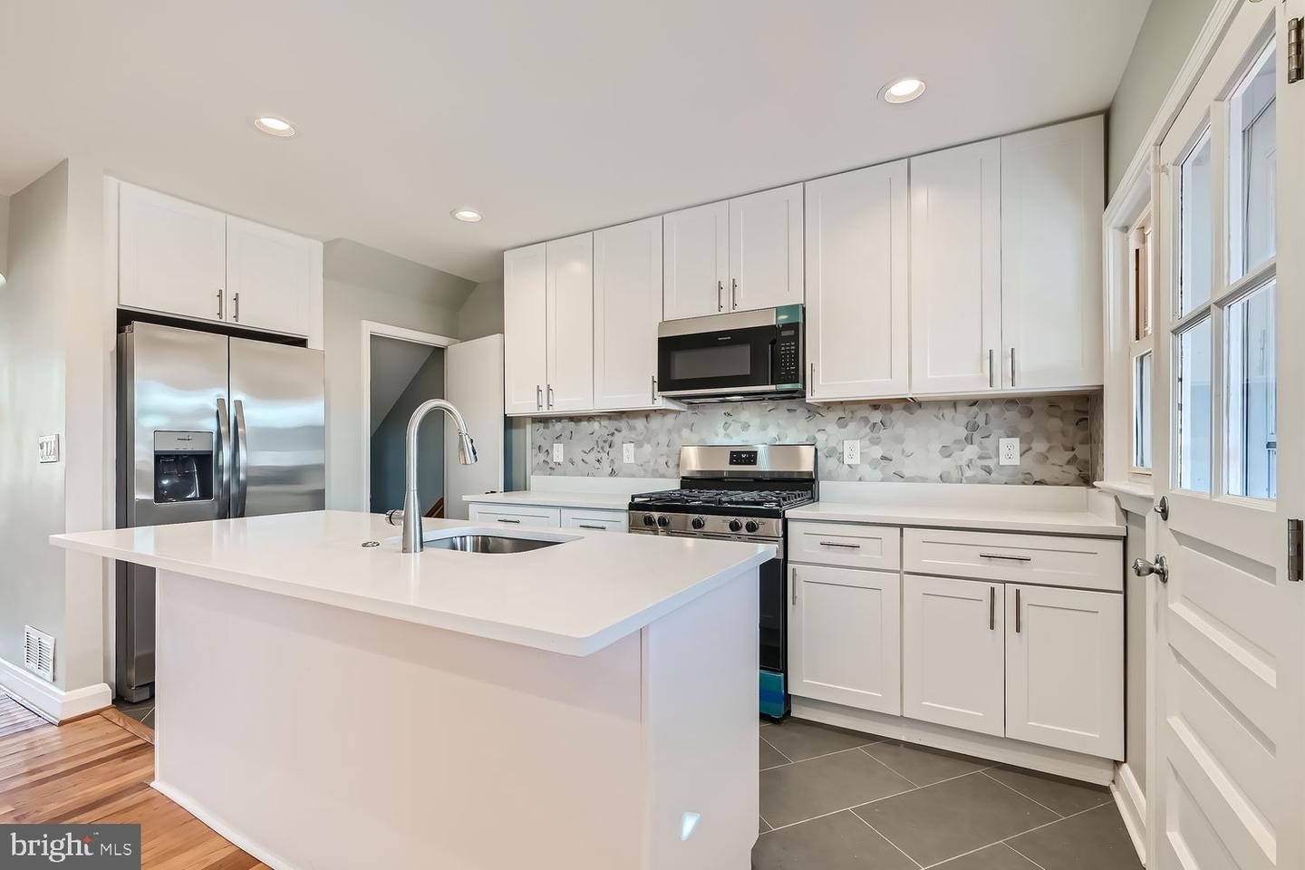 916 Palladi Drive, Halethorpe