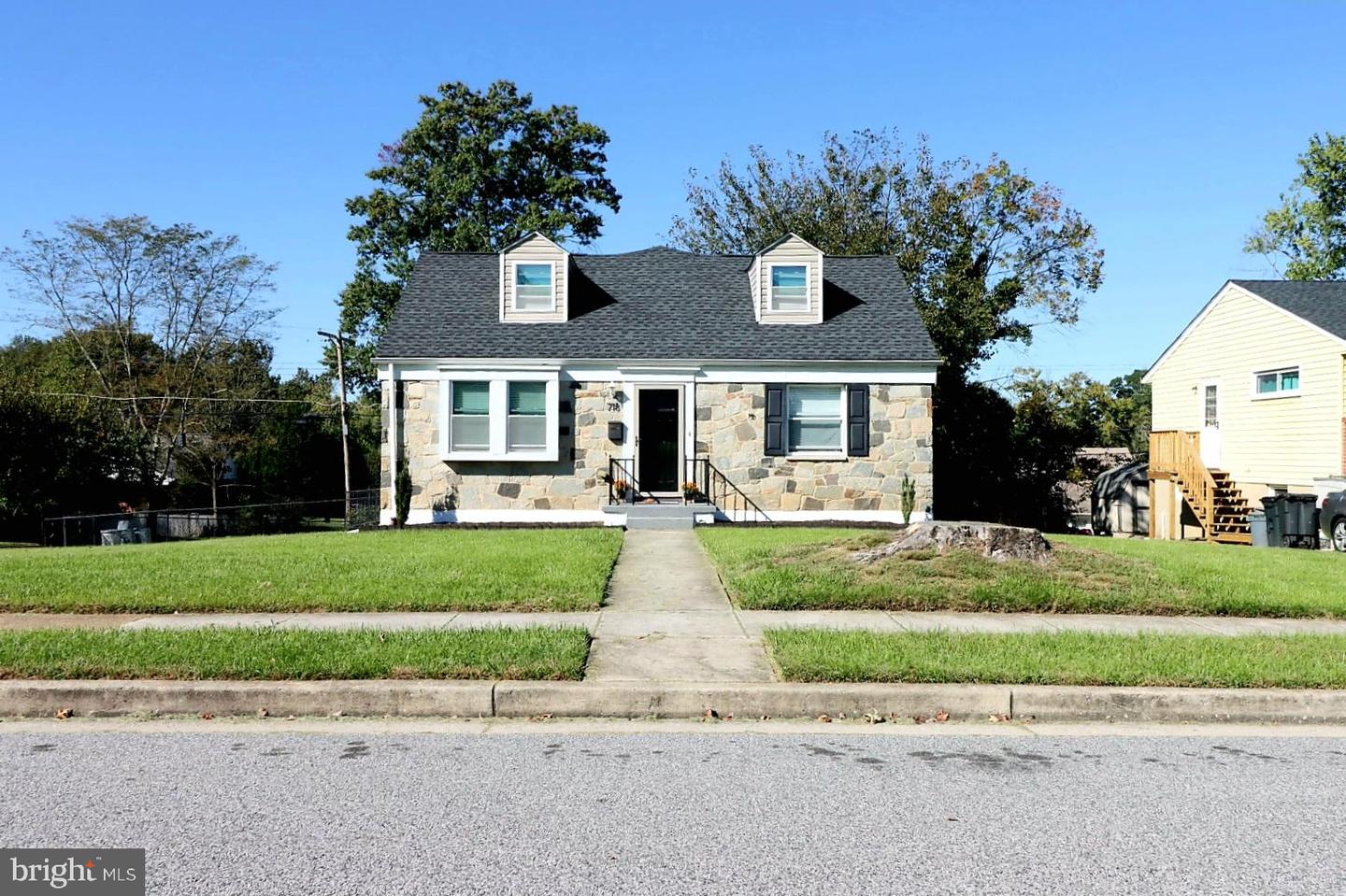 718 Cliffedge Road, Pikesville