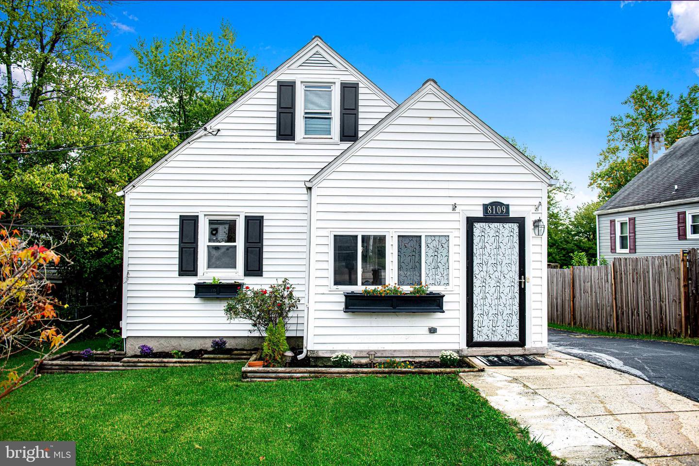 8109 Bon Air Rd, Parkville