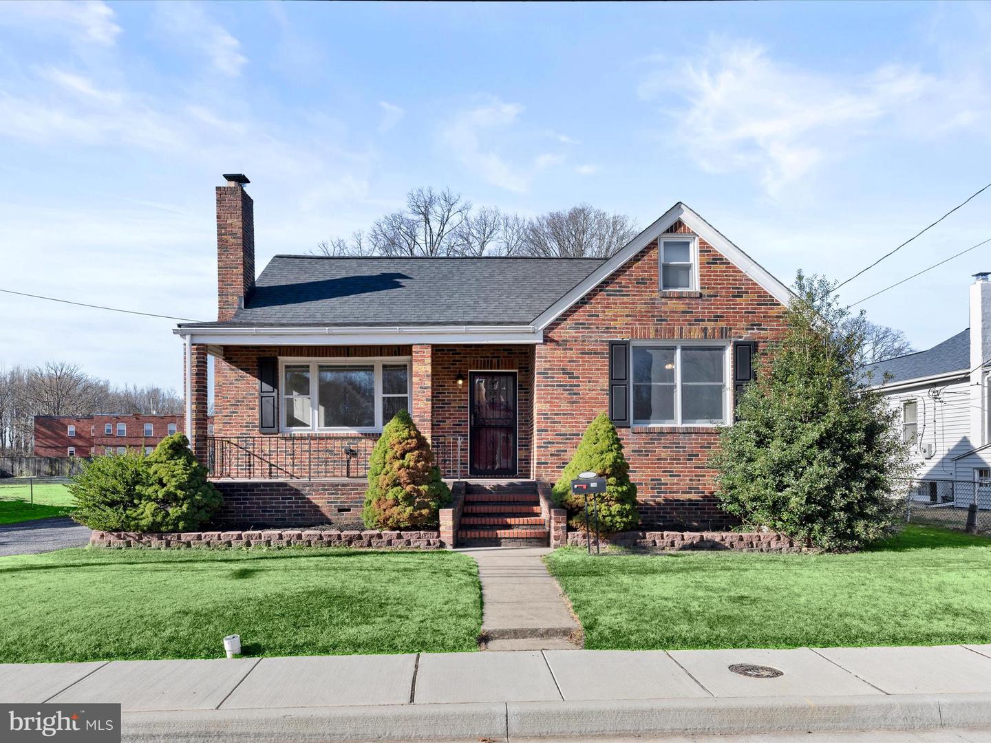 206 Homberg Avenue, Essex