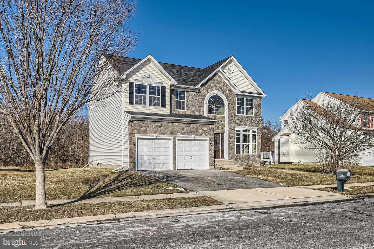 602 Walnut Grove Road, Essex