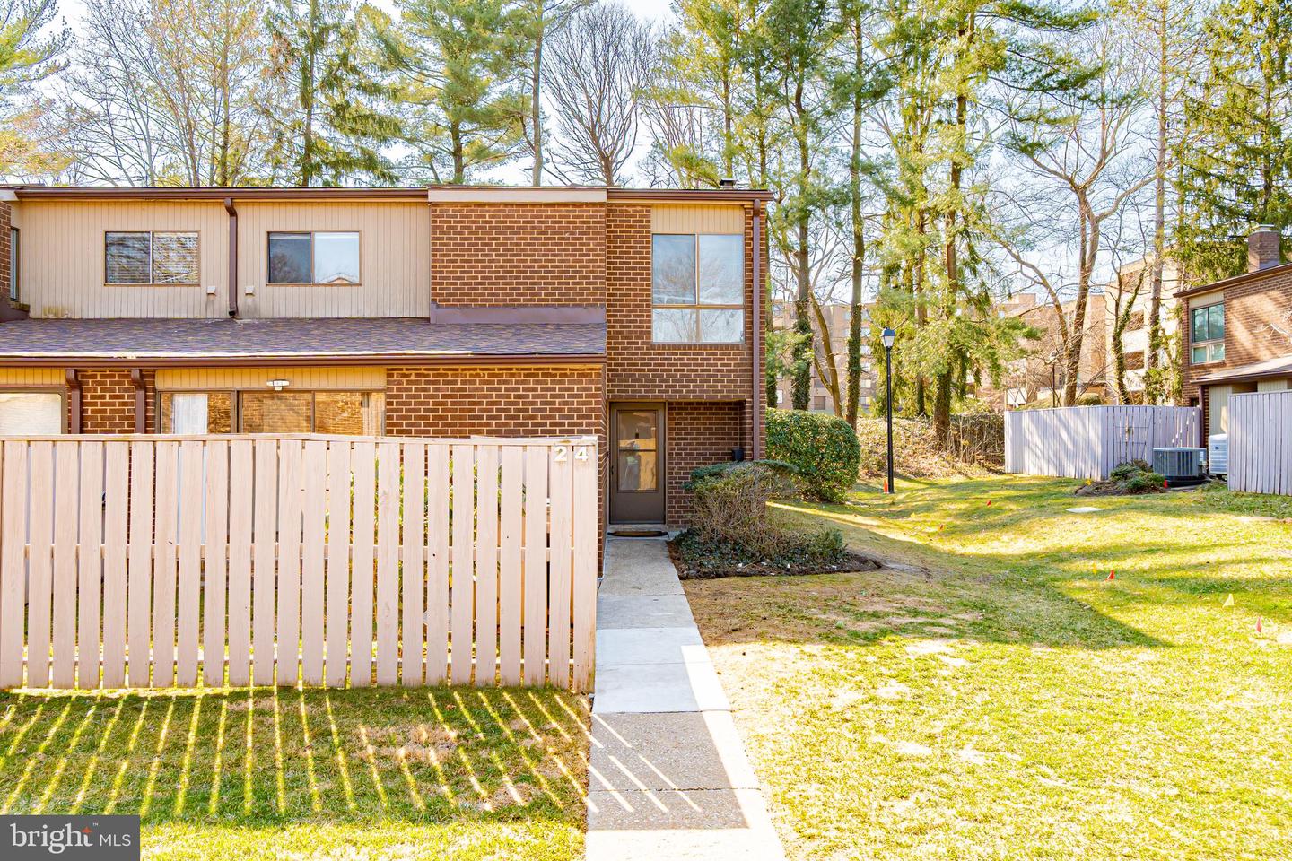 24 Farmhouse Court, Pikesville