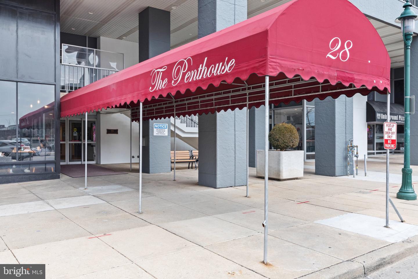 28 Allegheny Avenue #812, Towson