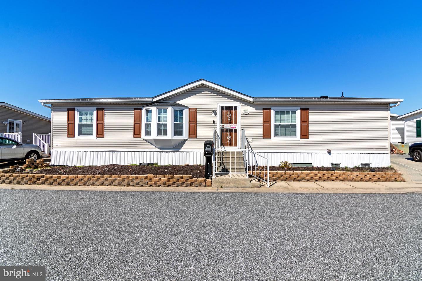 3208 Everlasting, Middle River
