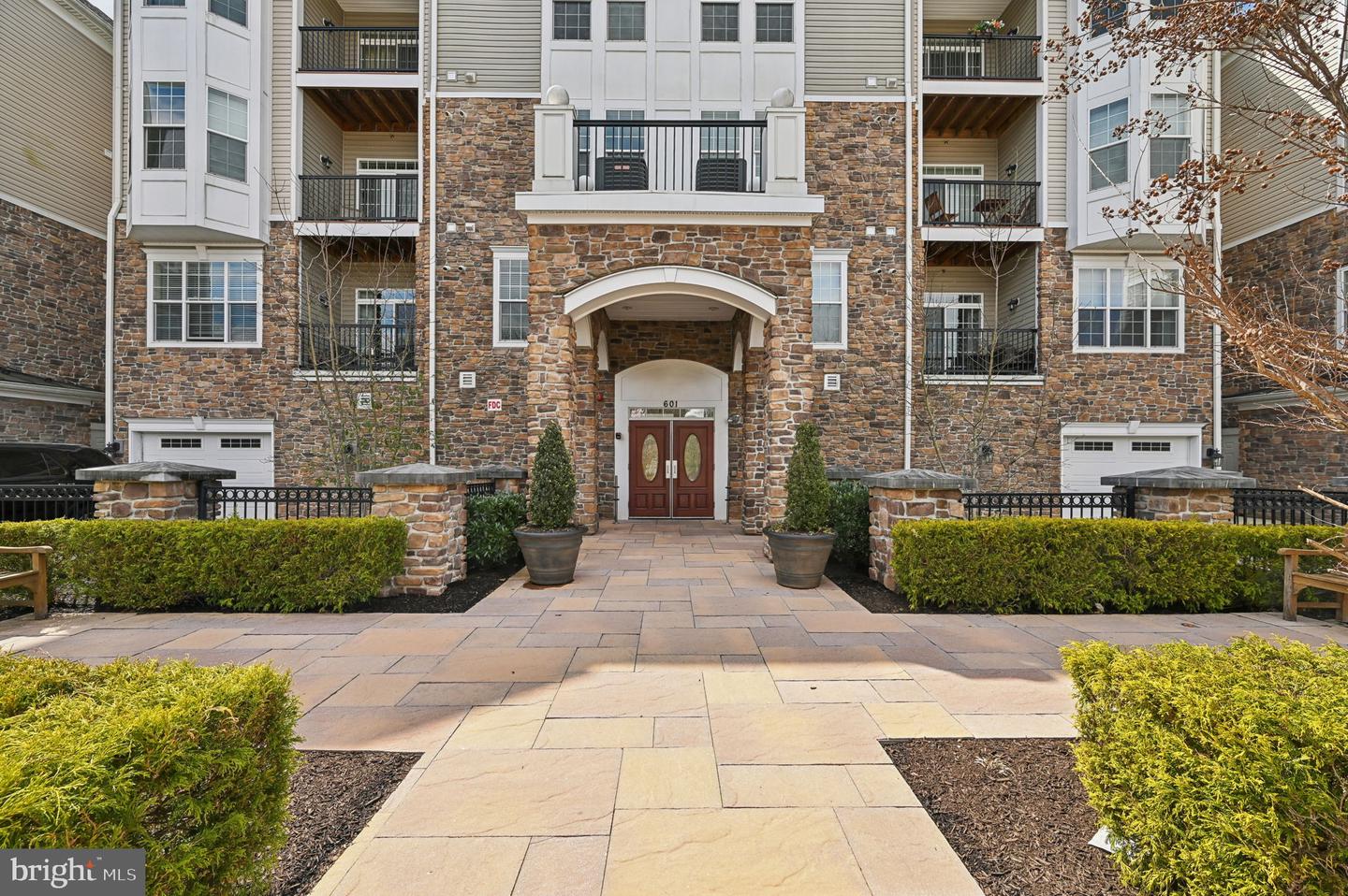 601 Quicksilver Court #408, Reisterstown