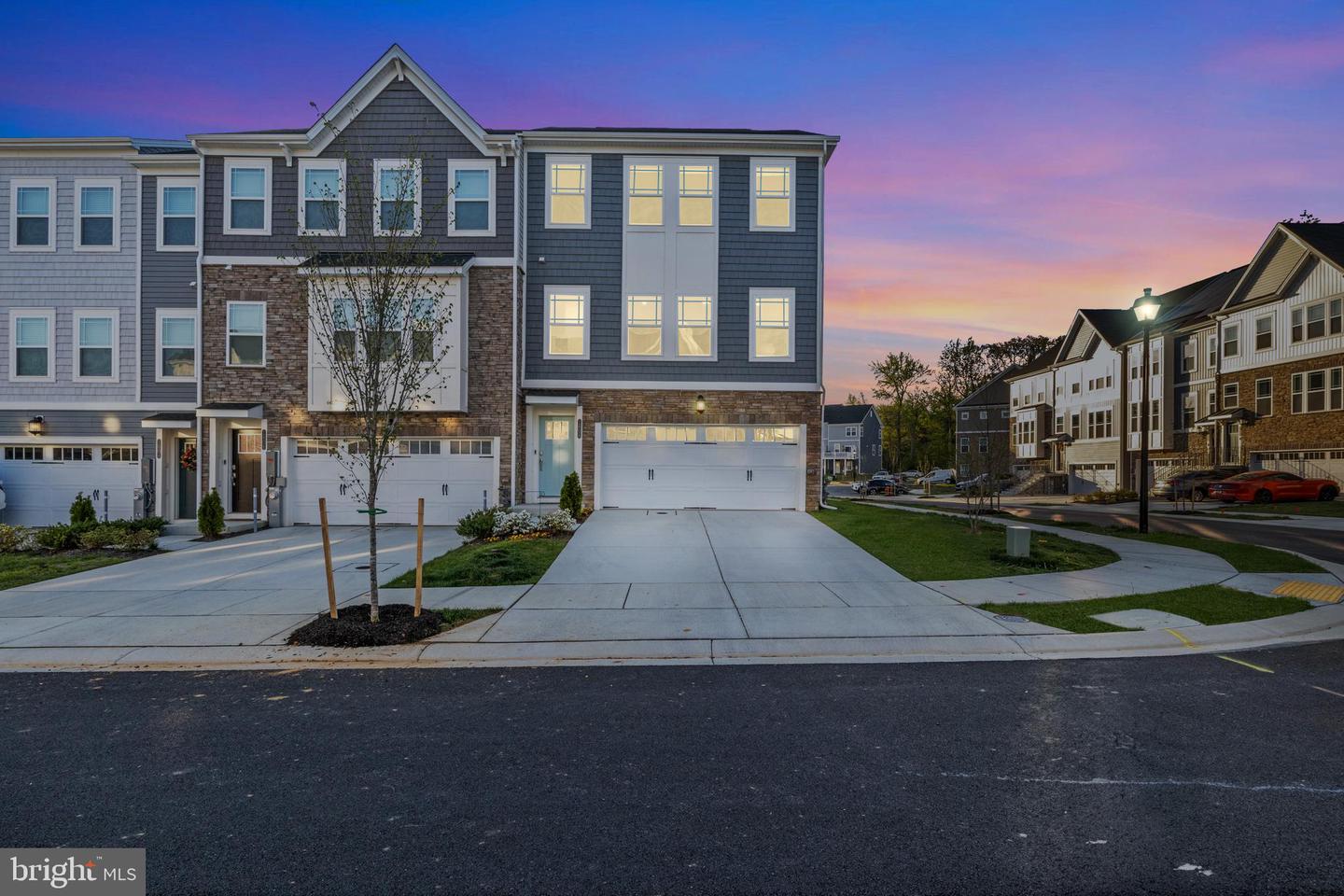 1808 Watermark Way, Essex