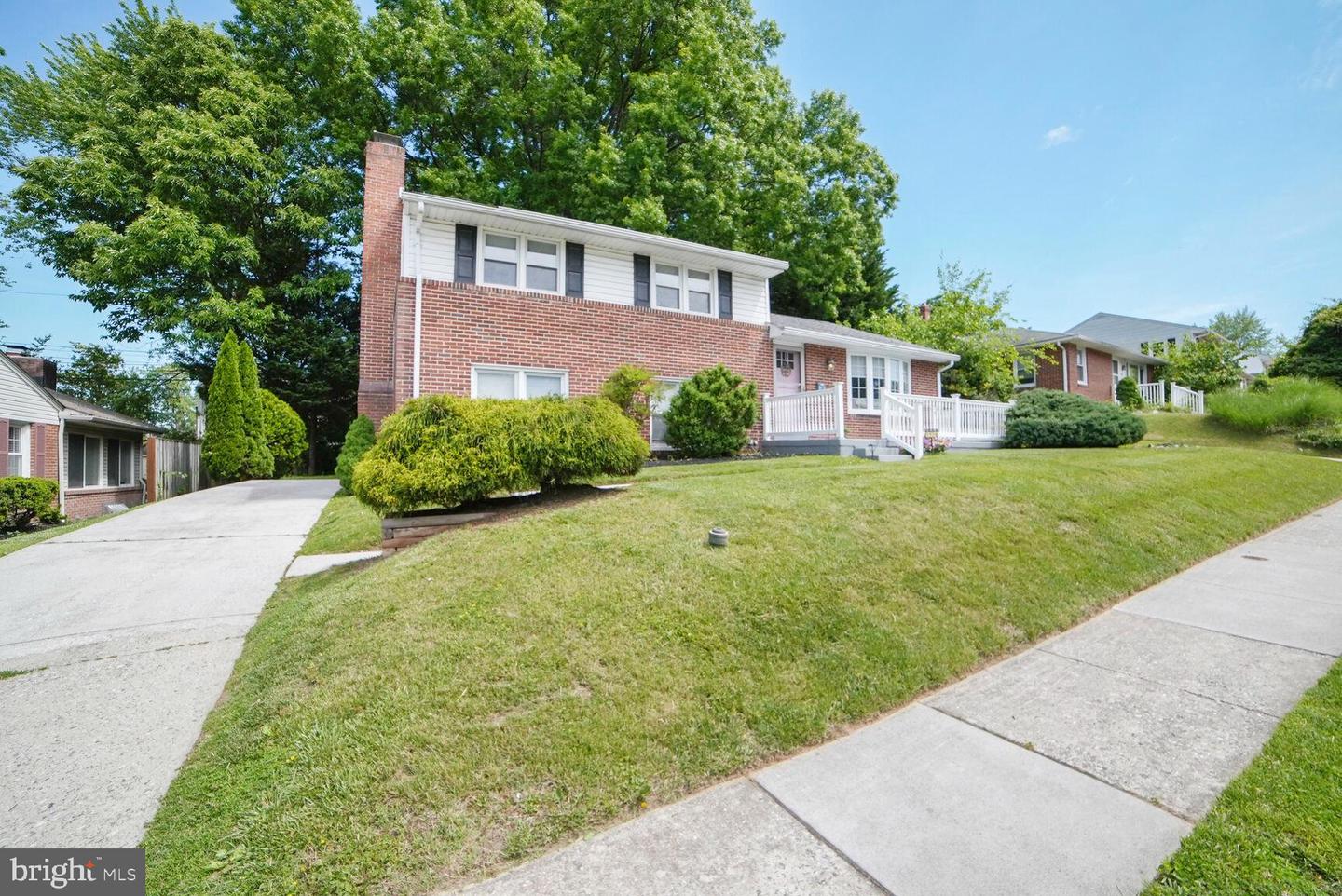 1914 Clifden, Catonsville