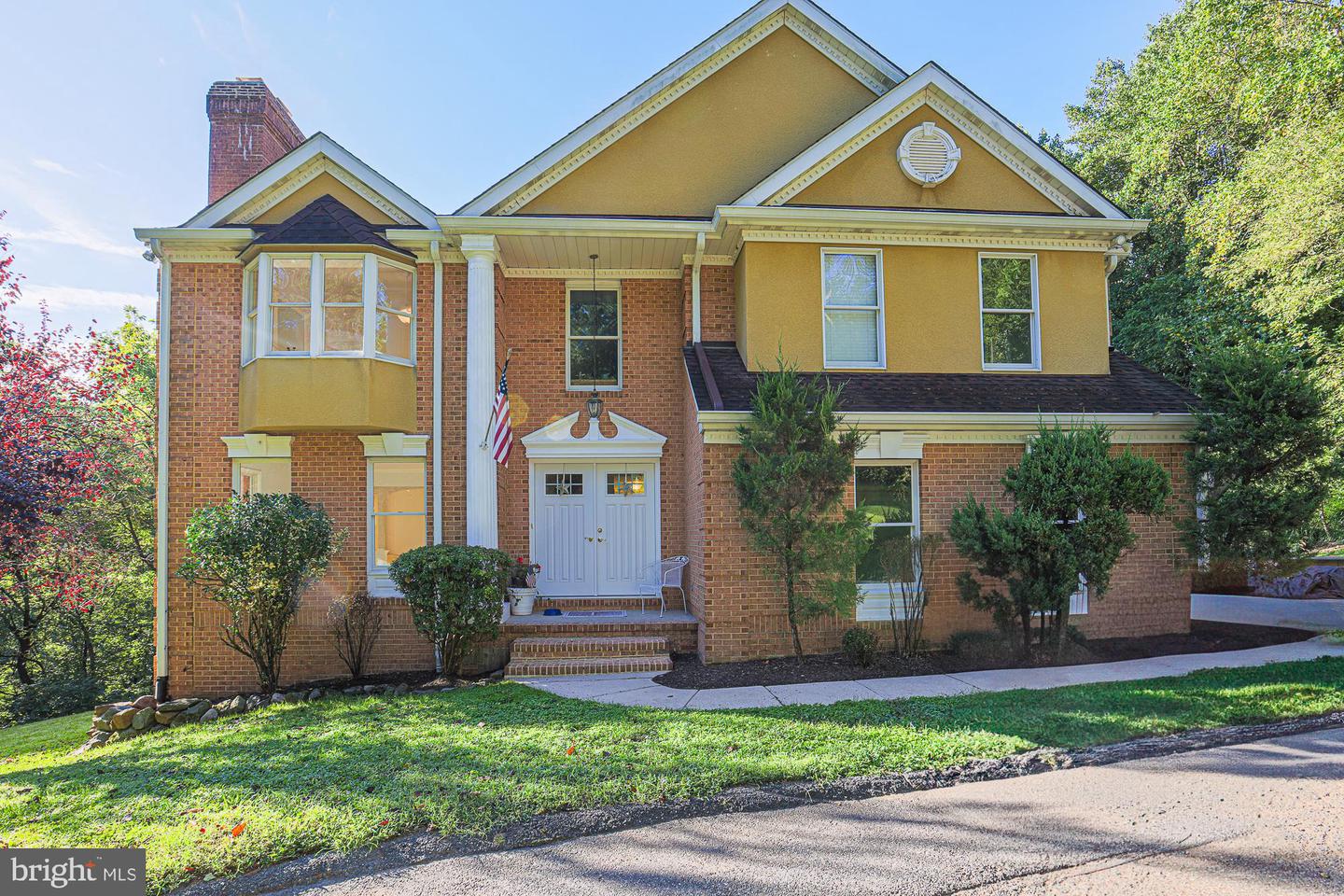 10034 Gunridge Circle, Kingsville