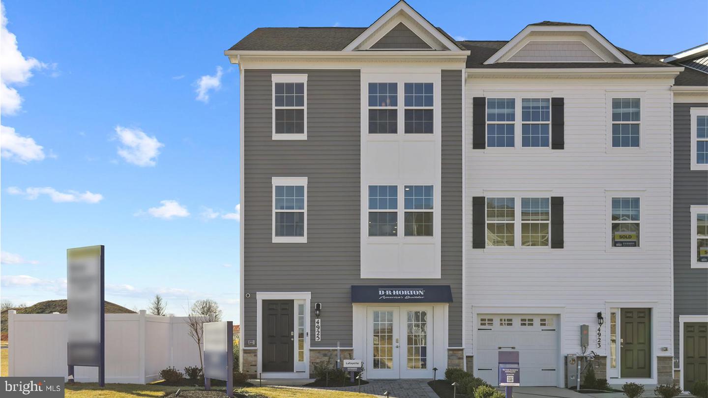 5044 Silver Oak Drive, Rosedale