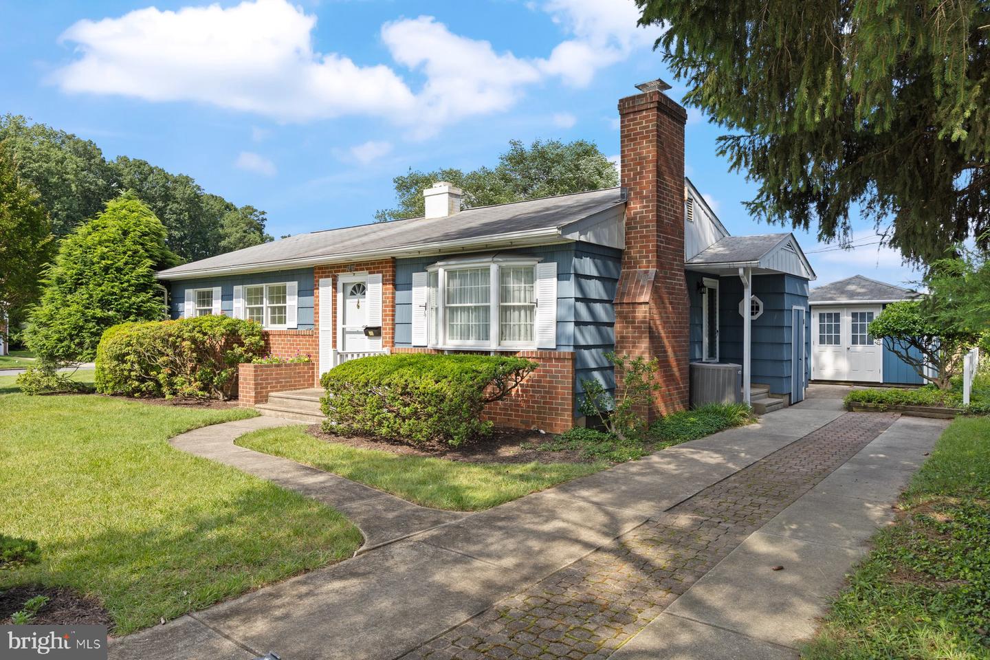 221 Burning Tree Road, Lutherville Timonium