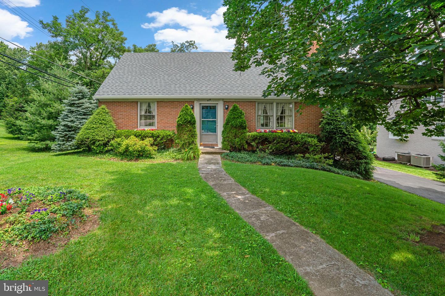 825 Fairway Avenue, Baltimore
