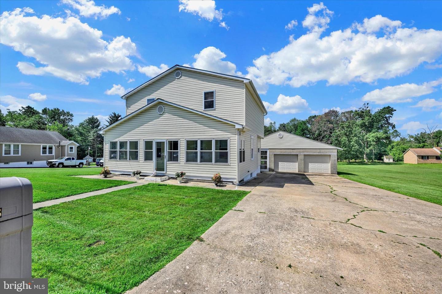 7848 Oakdale Avenue, Rosedale