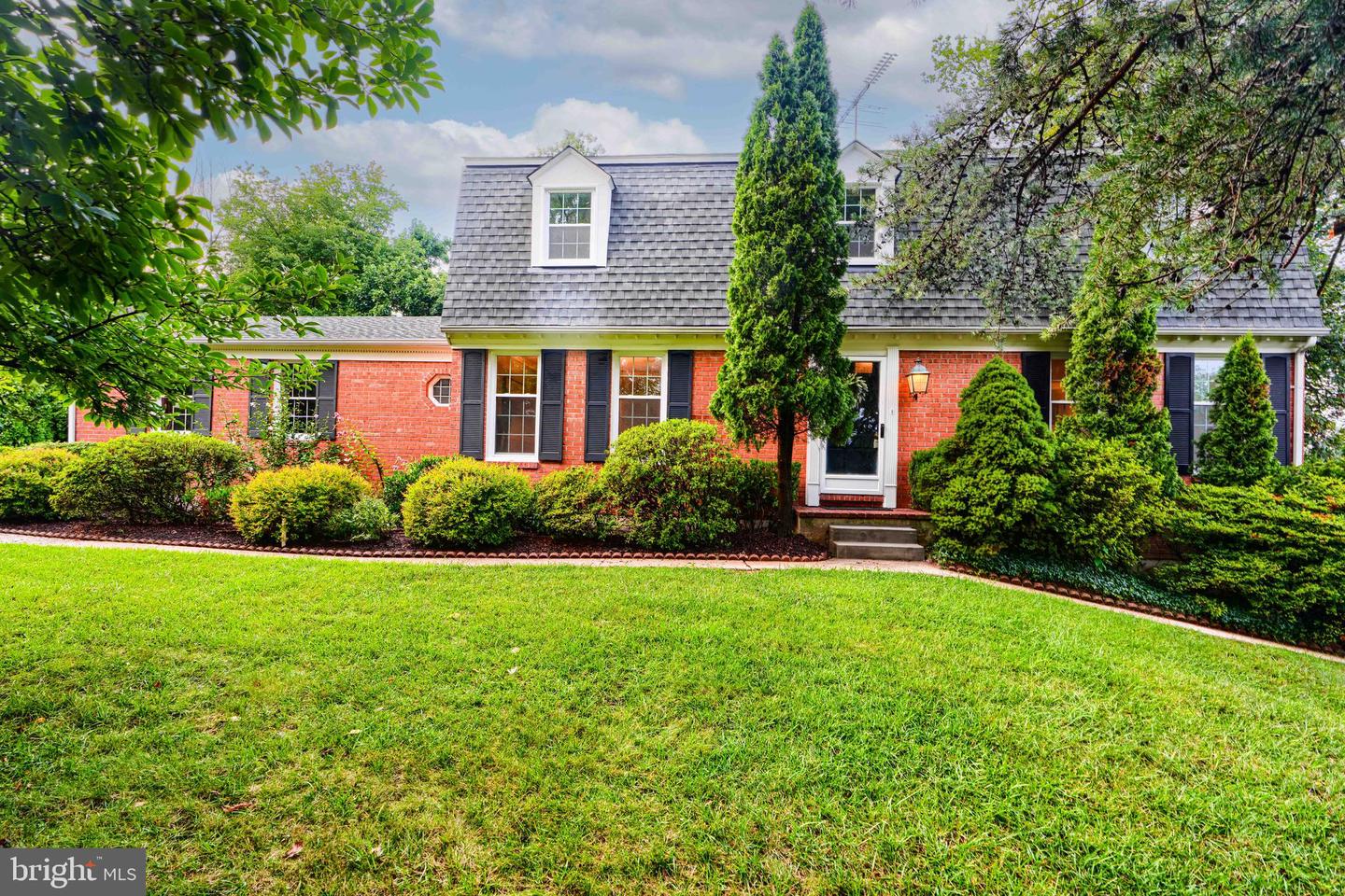 1112 W Joppa Road, Towson