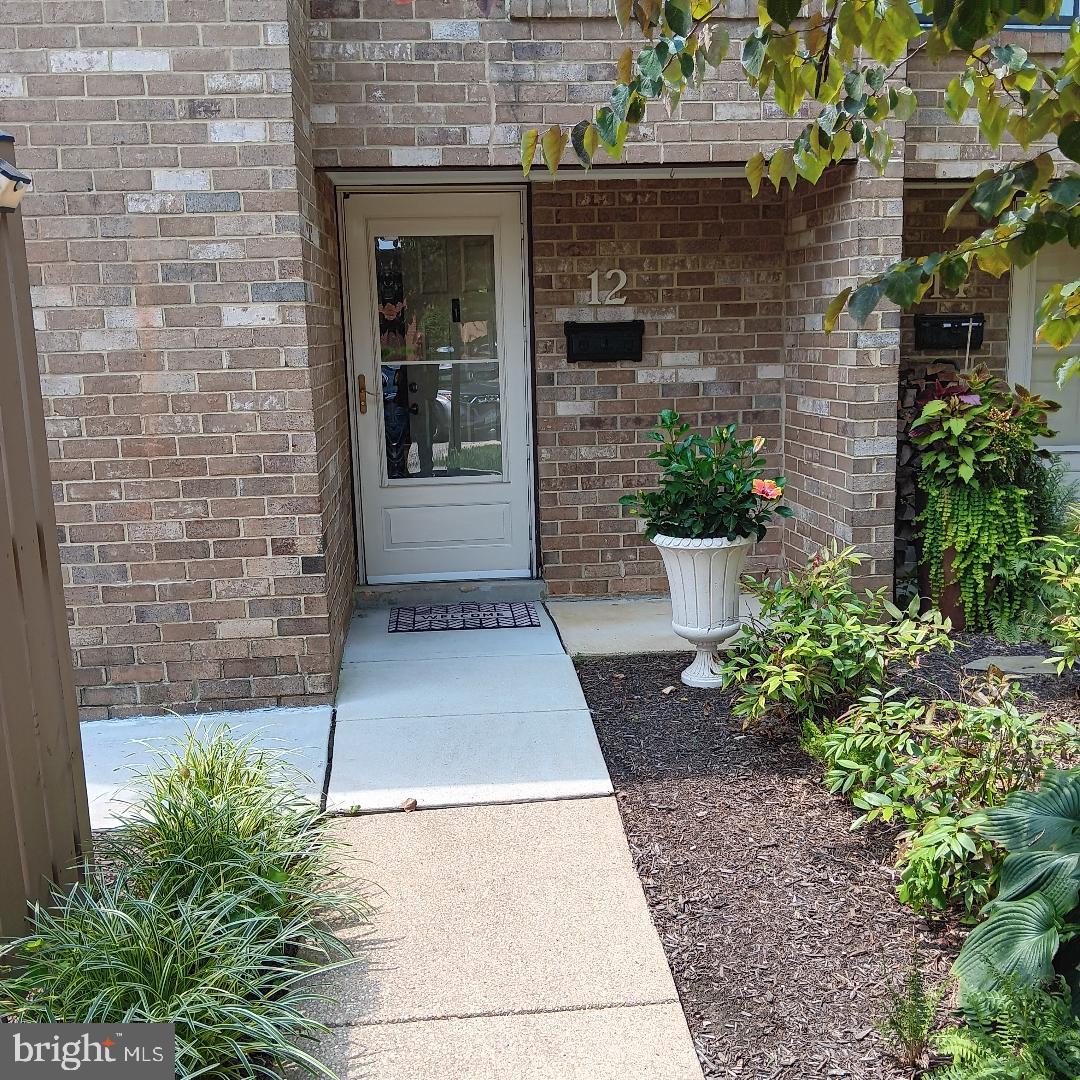 12 Chesham Court #b, Cockeysville