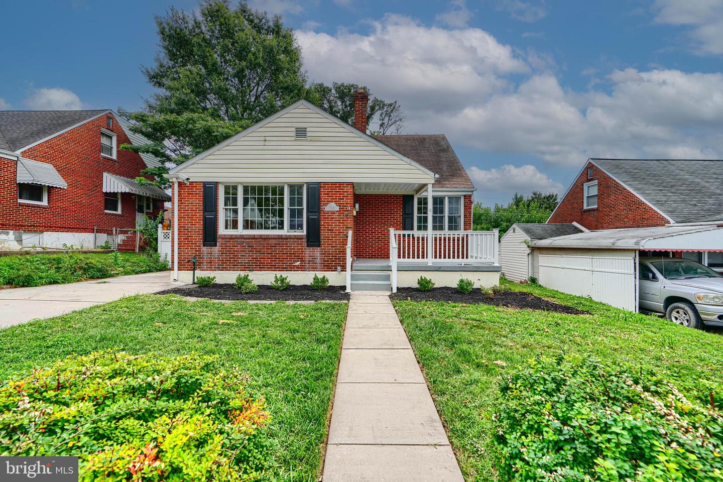 1813 Weyburn Road, Baltimore