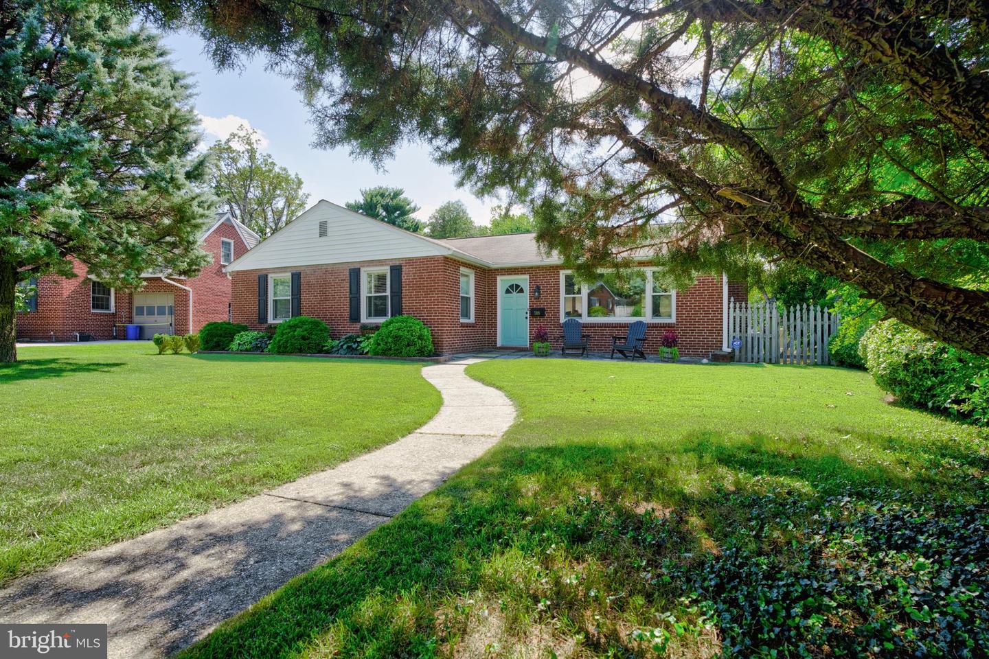 709 Fairway, Towson