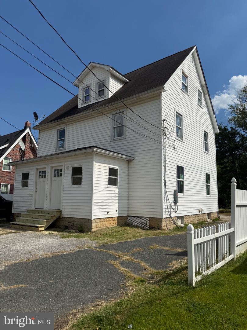 2125 Oakland Road, Middle River
