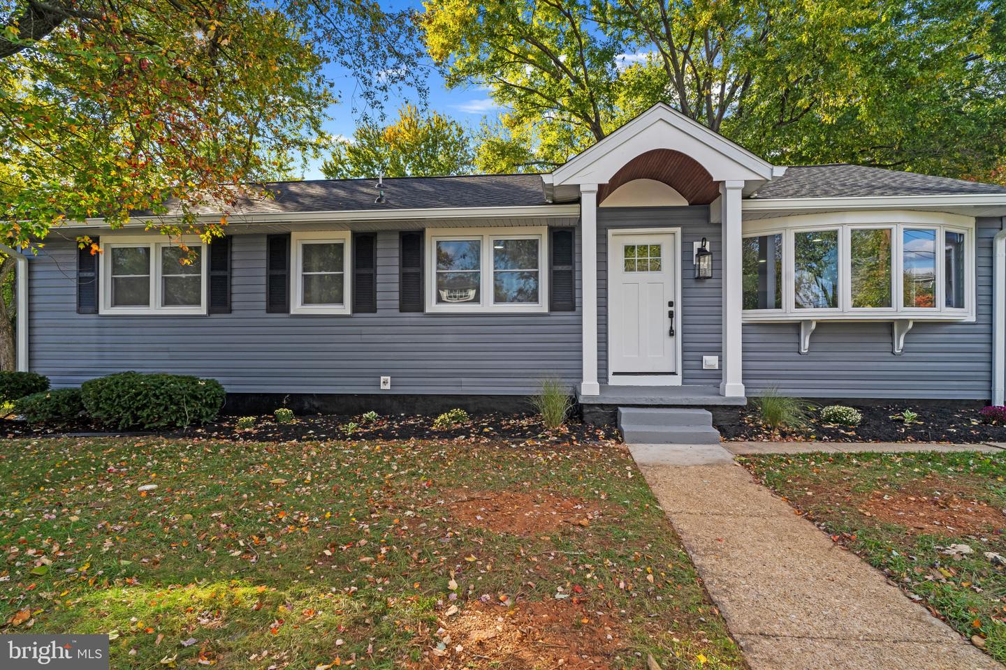 5742 1st Avenue, Baltimore