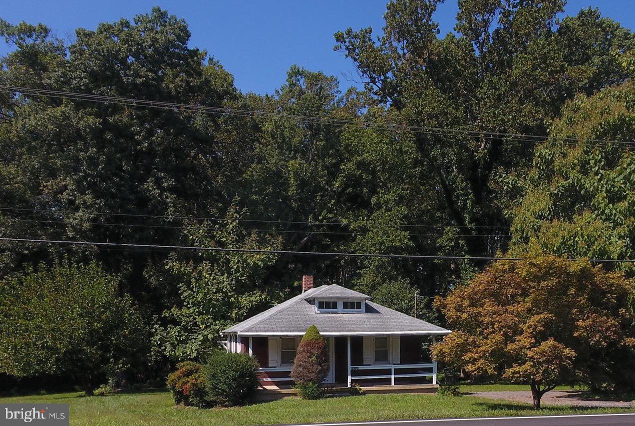 14528 Old York