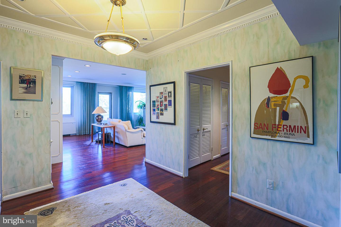 11 Slade Avenue #301