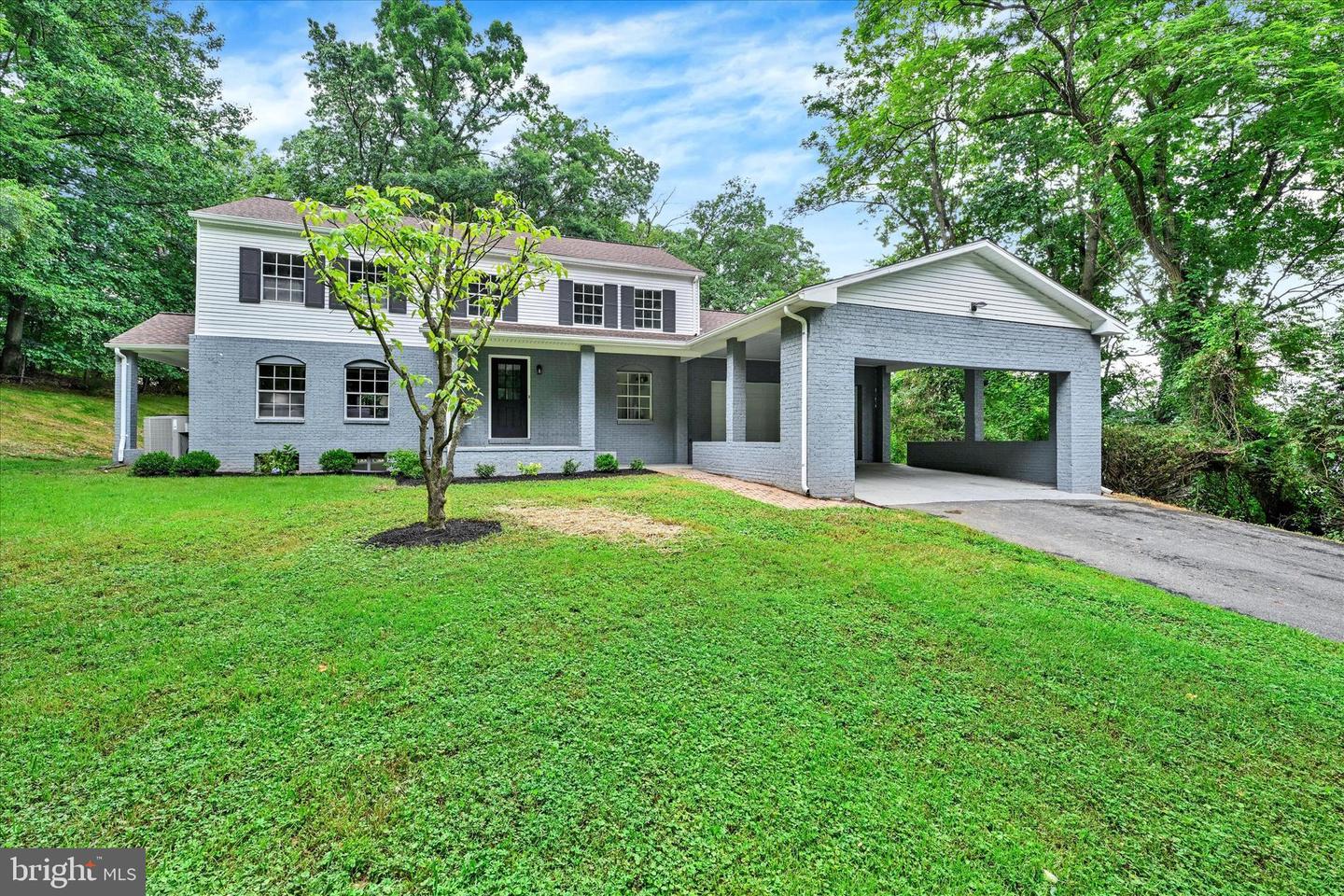 2812 Northwind Road, Parkville