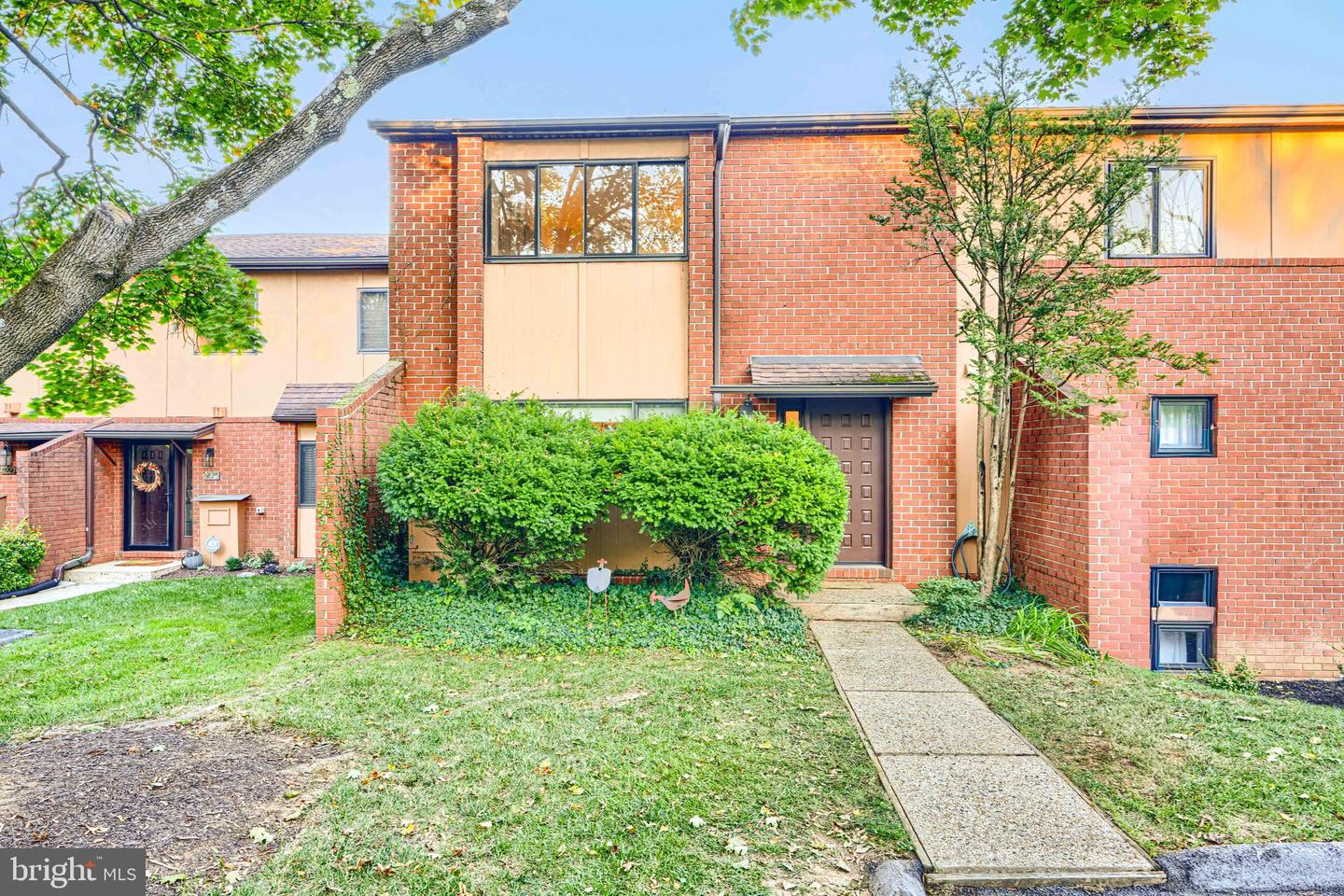 8223 Ruxton Crossing Court, Towson
