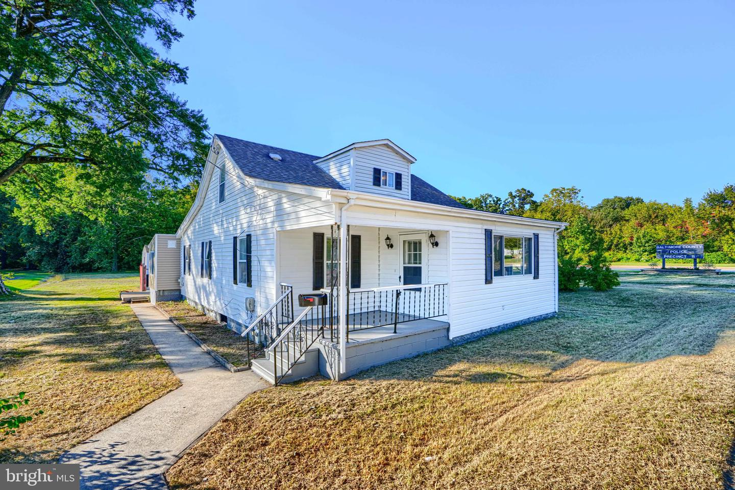212 N Marlyn Avenue, Essex