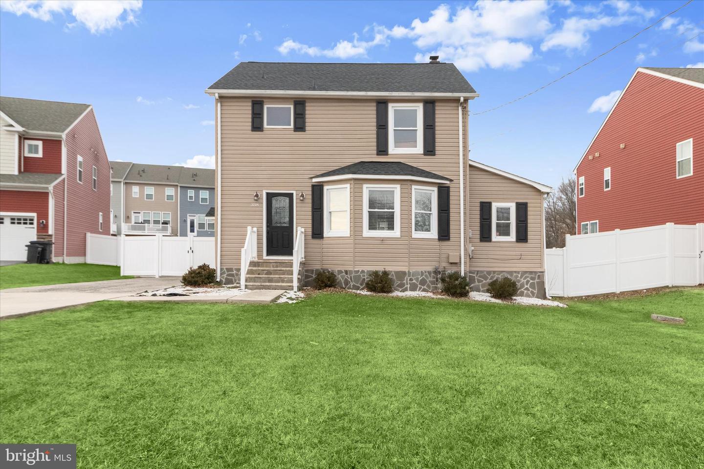 338 Back River Neck Road, Essex
