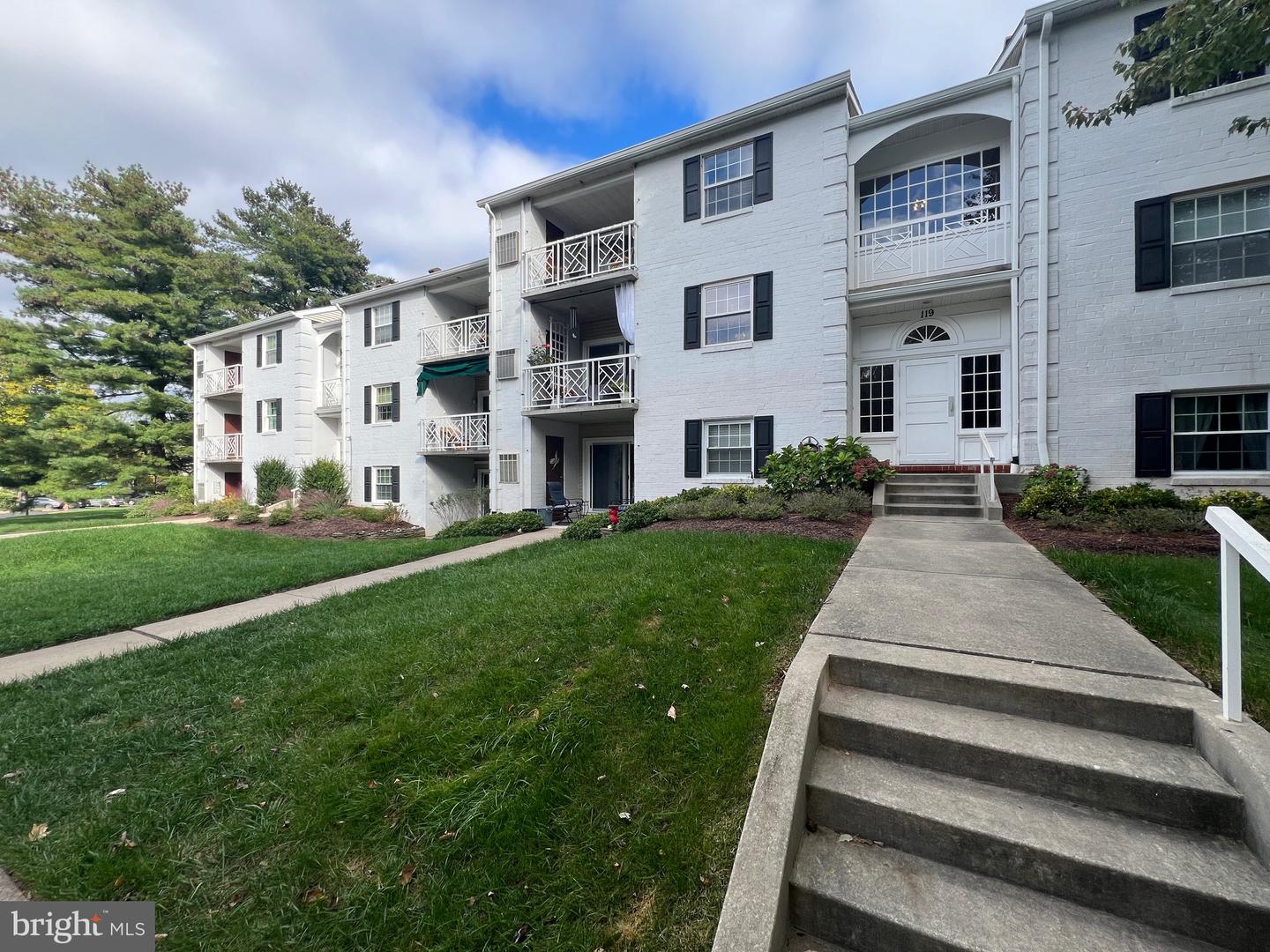 119 Castletown Road #302, Lutherville Timonium