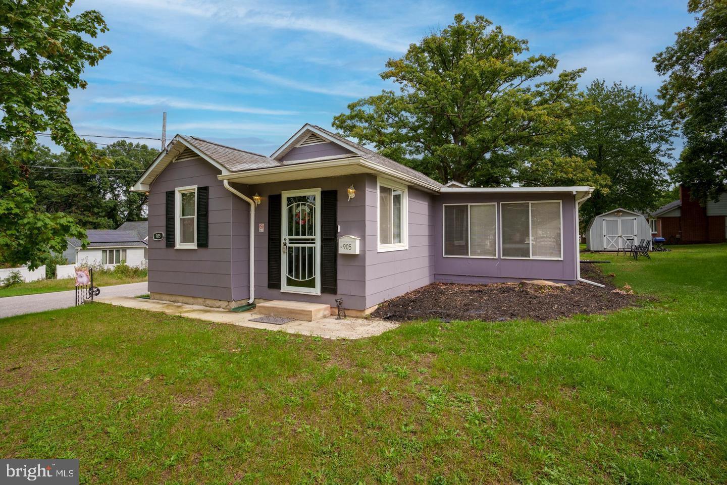 905 Hauf Avenue, Essex